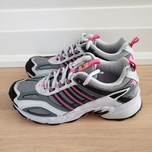 NWOT Adidas Shoes US 4 Juniors/US 5.5 Women's